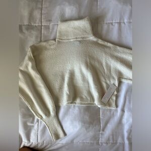 URBAN OUTFITTERS Knit Cropped Turtleneck